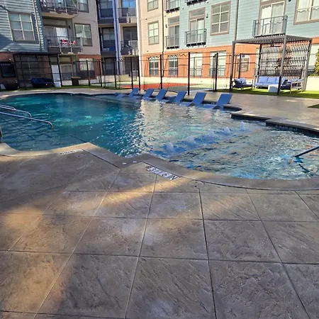 Downtown Dallas 2Bd Free Parking